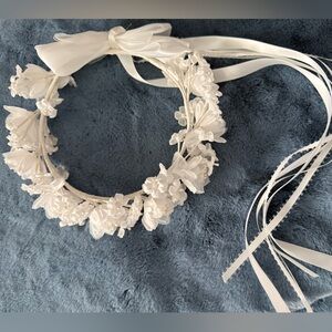 Strasburg Girls White Floral Headpiece